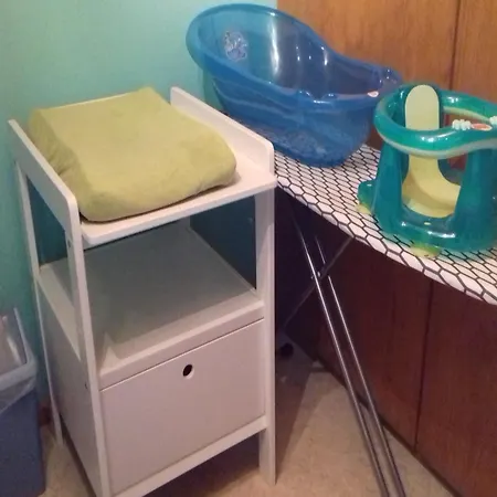 Spacious In With Garden *