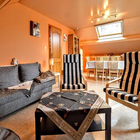 Apartment Spacious In With Garden *